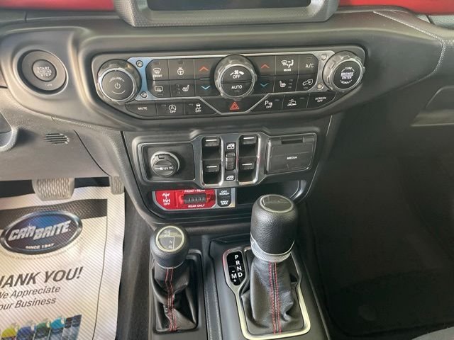 Used 2022 Gray Jeep Rubicon image 16