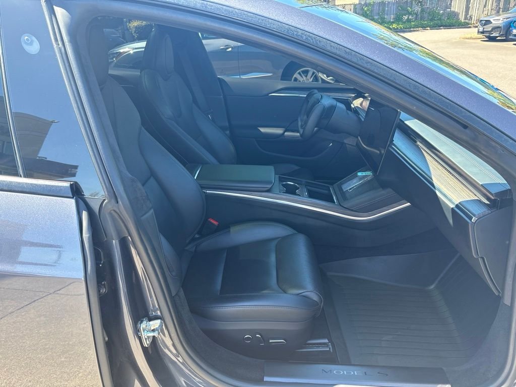 Used 2022 Midnight Silver Metallic Tesla LONG RANGE image 23