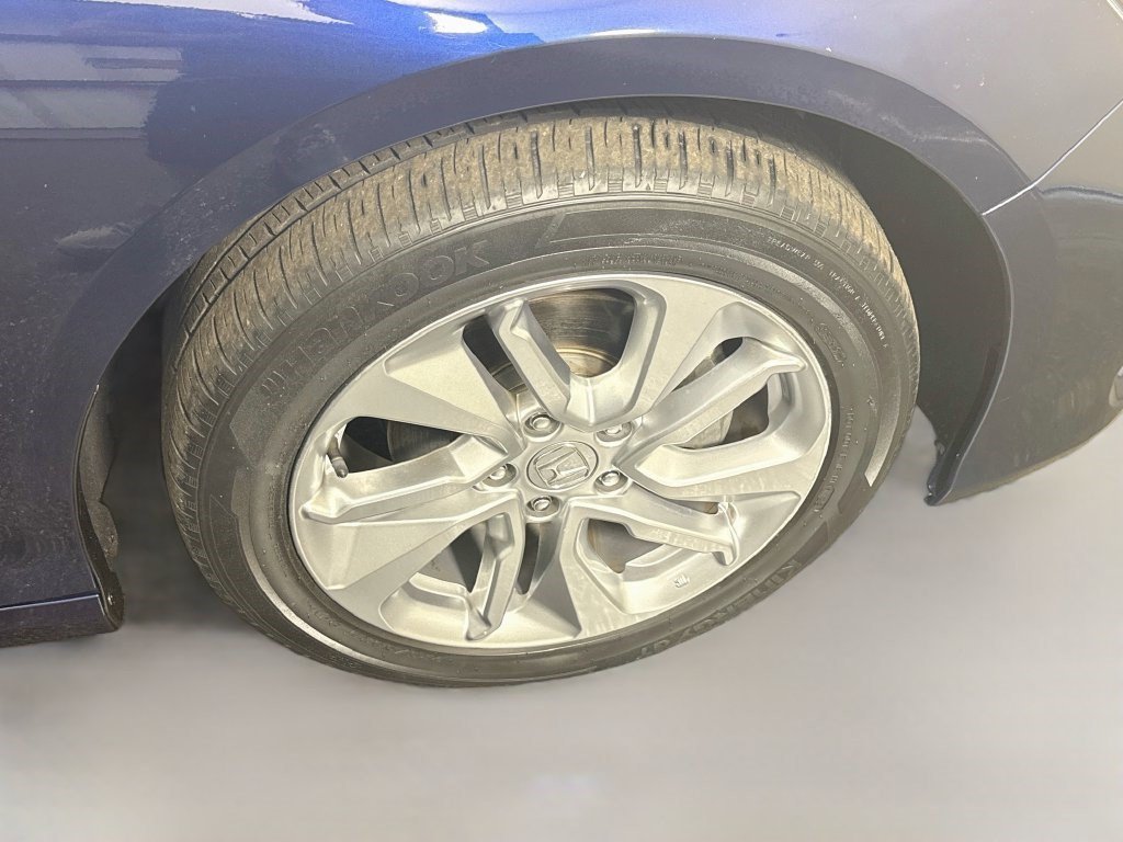 Used 2019 Still Night Pearl Honda LX 1.5T image 28