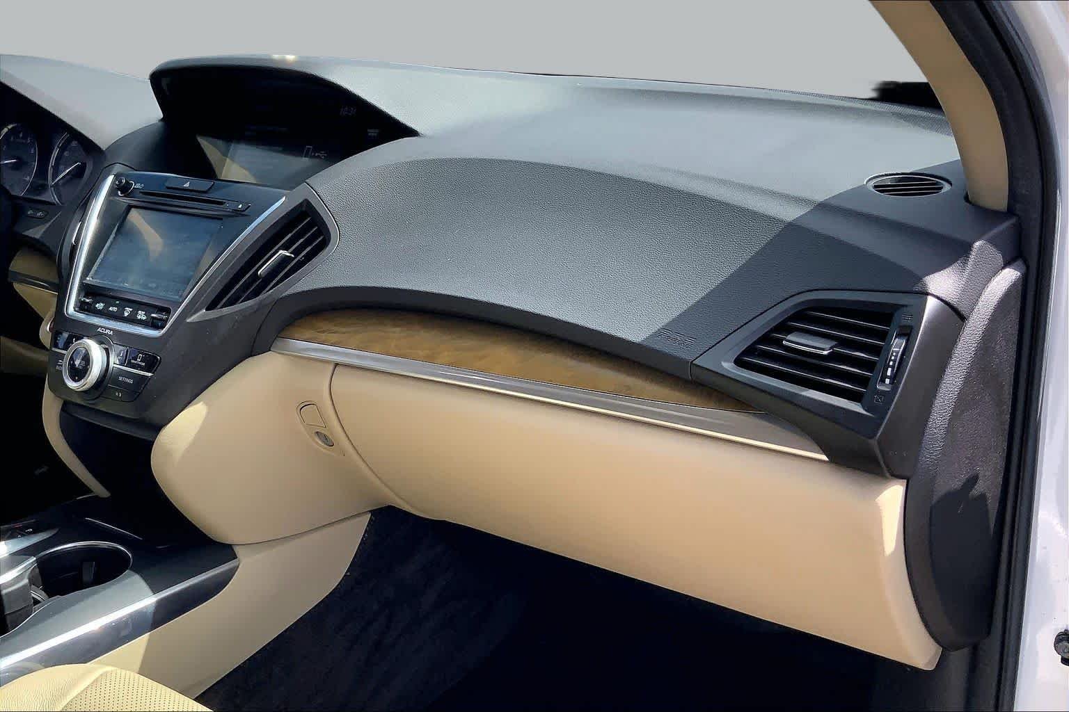 Used 2020 Platinum White Pearl Acura w/Technology Pkg image 19