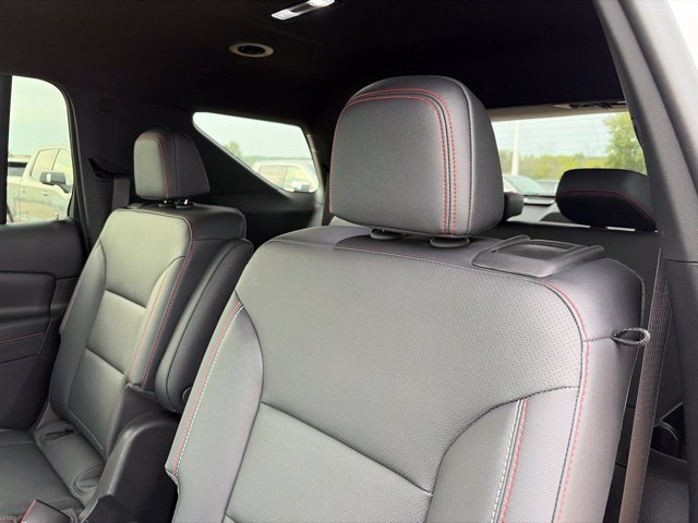 2025 Chevrolet Traverse Z71 - Photo 36