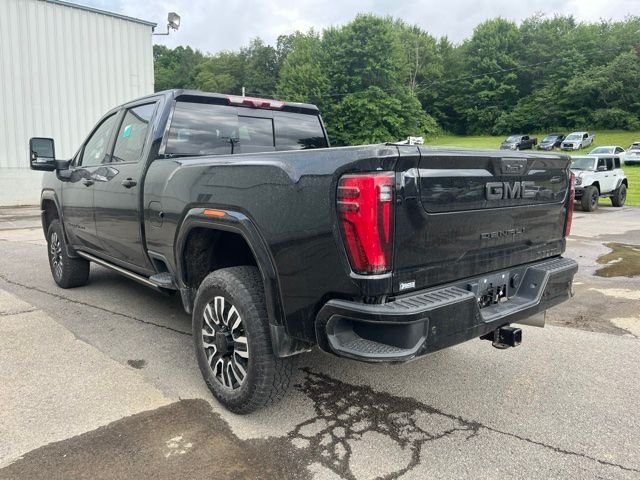 Used 2024  GMC Denali Ultimate image 8