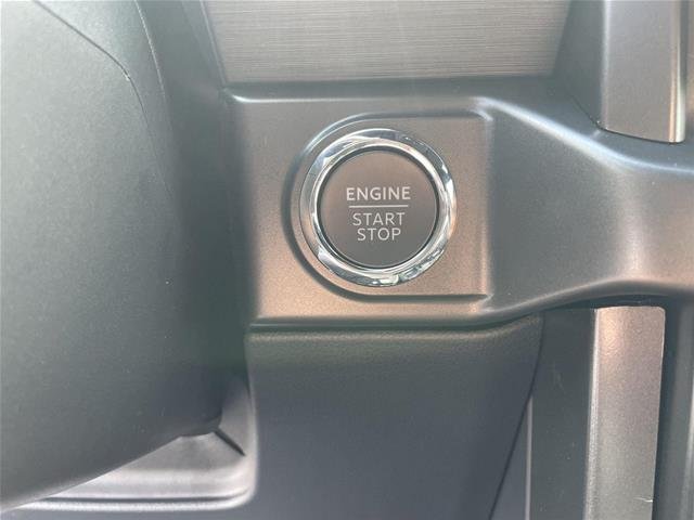 New 2026 Carbonized Gray Metallic Ford Tremor® image 58