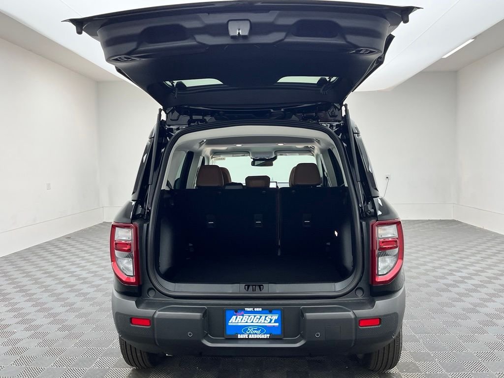 New 2026 Black Ford Outer Banks image 12