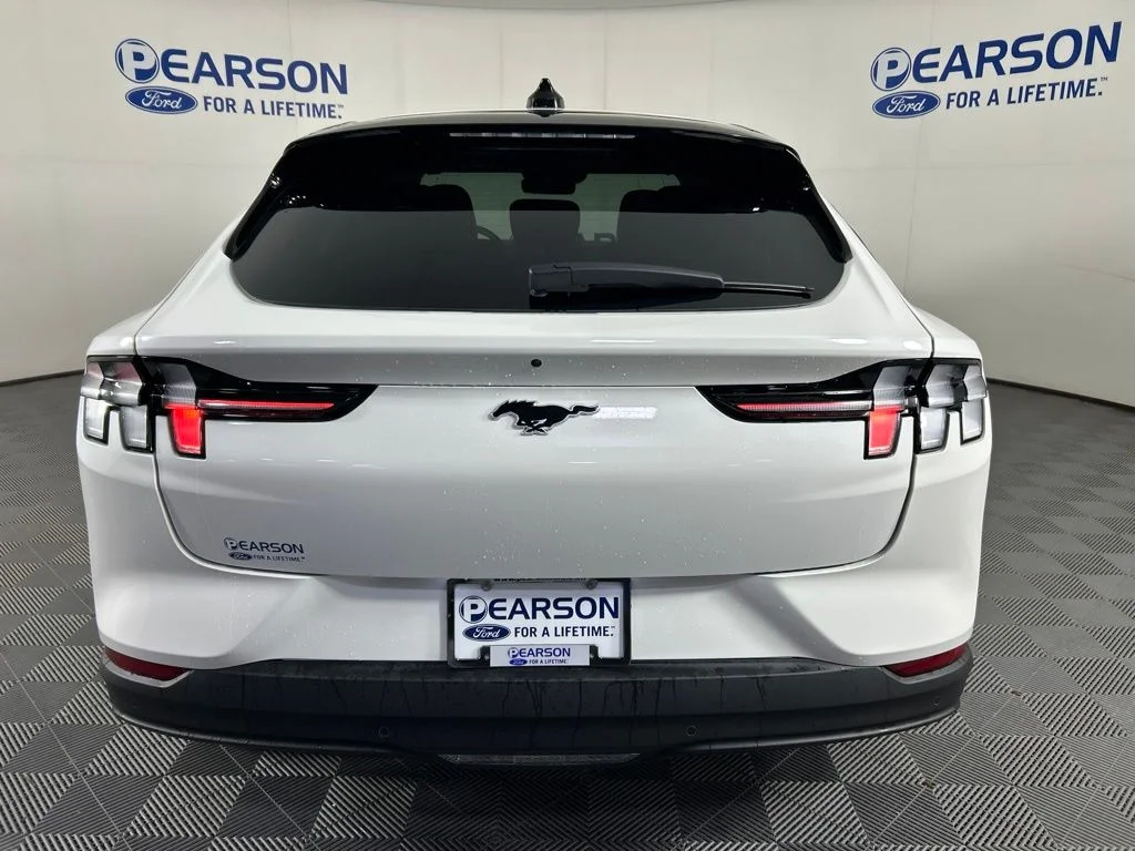 New 2026 Star White Metallic Tri-coat Ford Premium image 10