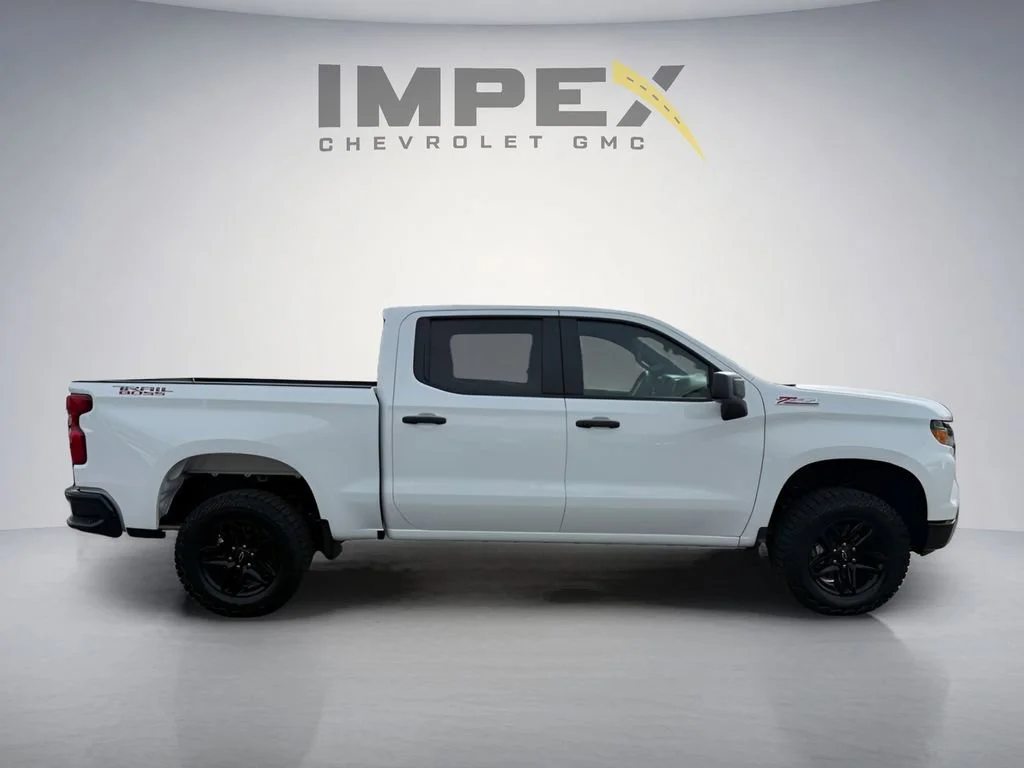 New 2026 Summit White Chevrolet Custom Trail Boss image 6