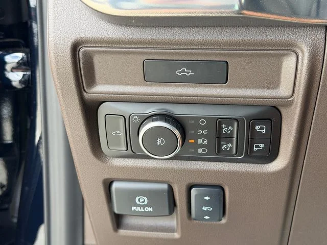 New 2026 Blue Ford King Ranch image 18