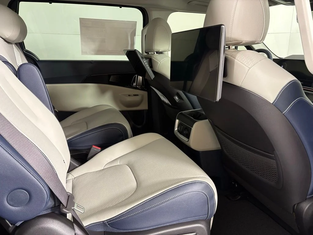 New 2026 Gray Kia SX Prestige image 16