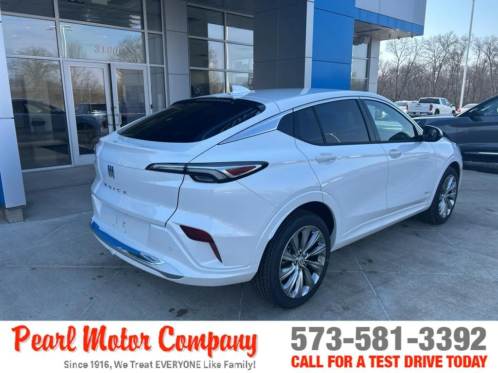 New 2026 White Frost Tricoat Buick Avenir image 4