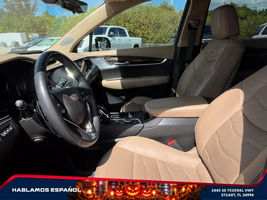 Used 2023 CRYSTAL WHITE TRICOAT Cadillac AWD Premium Luxury image 10