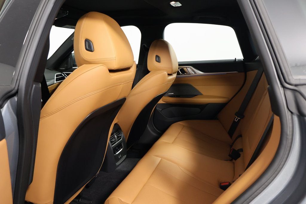 New 2026 Skyscraper Grey Metallic BMW eDrive40 image 6
