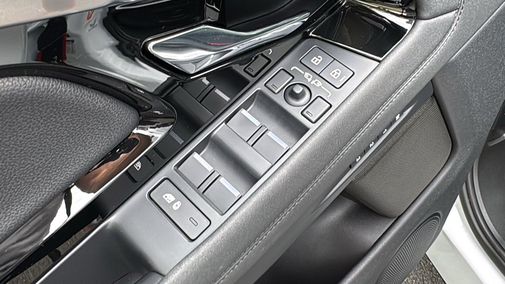 2023 Land Rover Range Rover Evoque SE - Photo 11