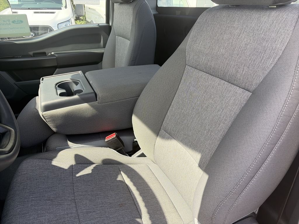 Used 2025 Silver Ford XL image 12