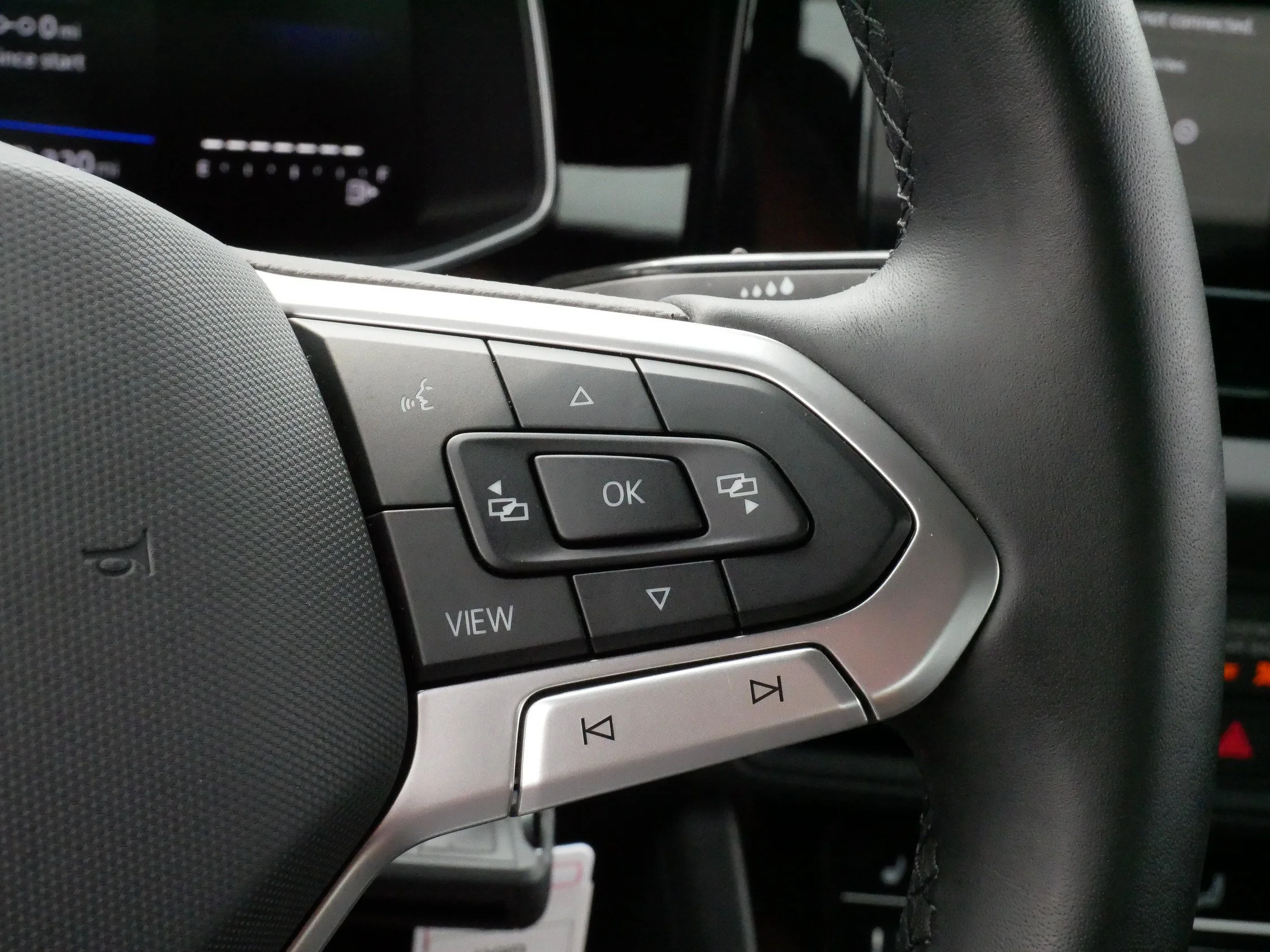 Certified Used 2025 Monument Gray Volkswagen Sport image 25