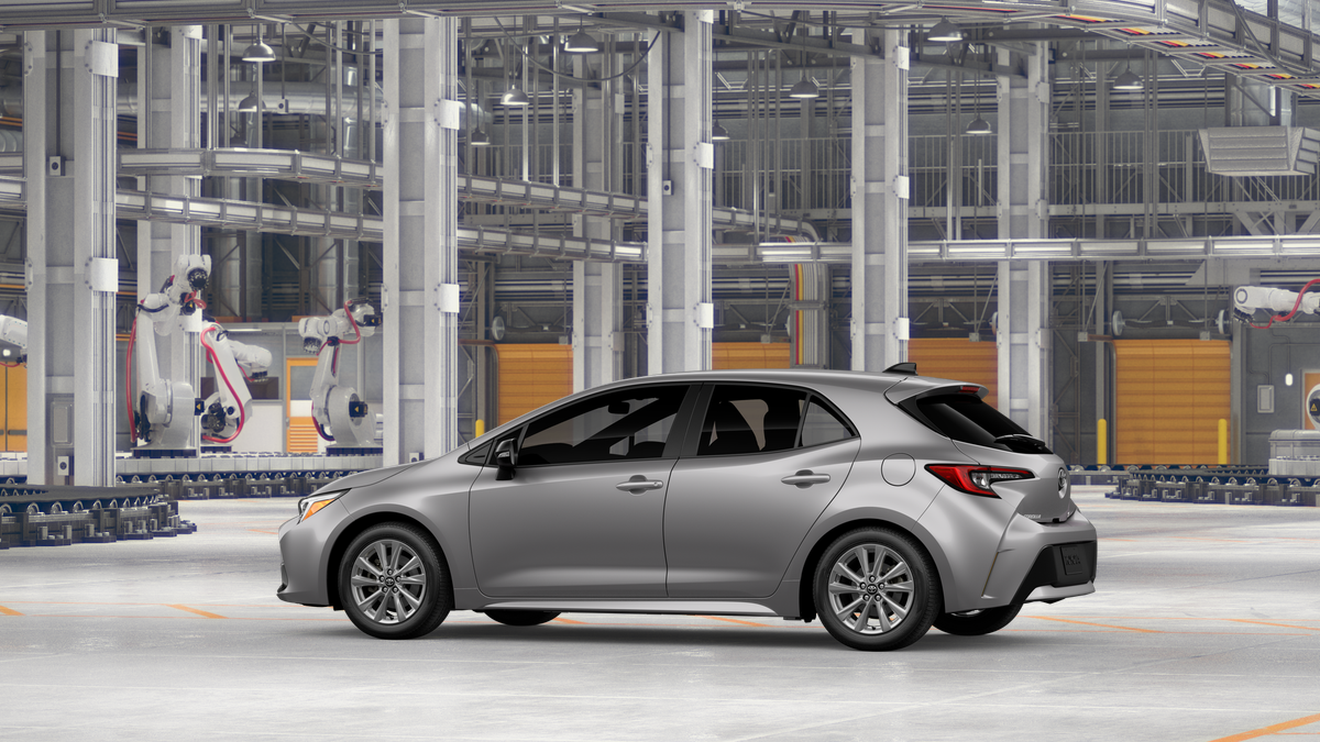 New 2027 Classic Silver Metallic Toyota SE image 5