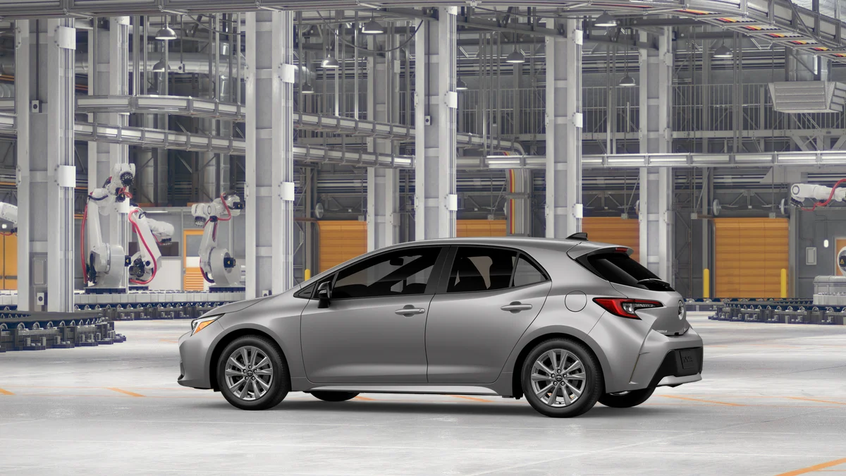 New 2027 Classic Silver Metallic Toyota SE image 5