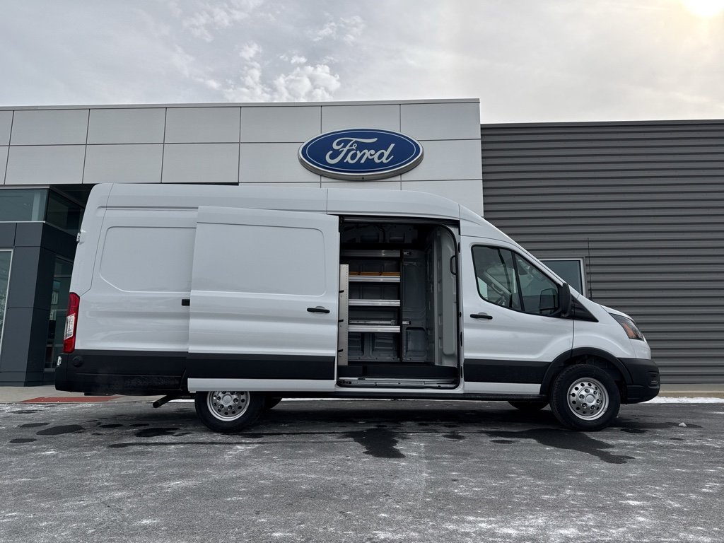 New 2026 Oxford White Ford Base w/9,950 lb. GVWR image 5