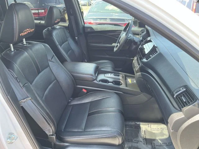 Used 2025 Silver Honda TrailSport image 28