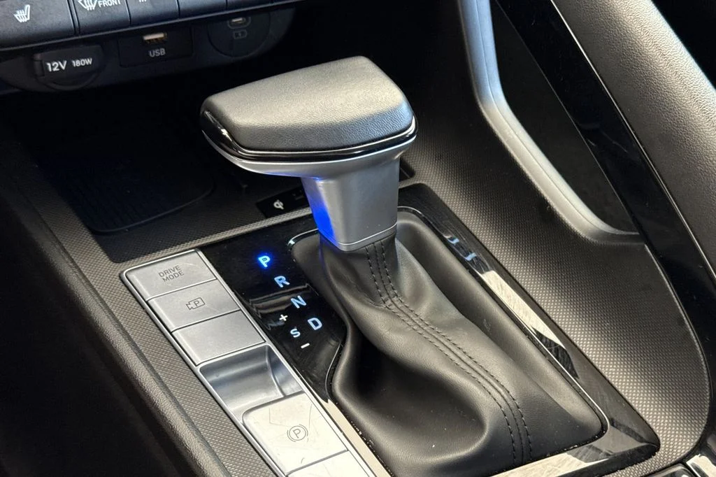 2025 Hyundai Elantra SEL - Photo 25