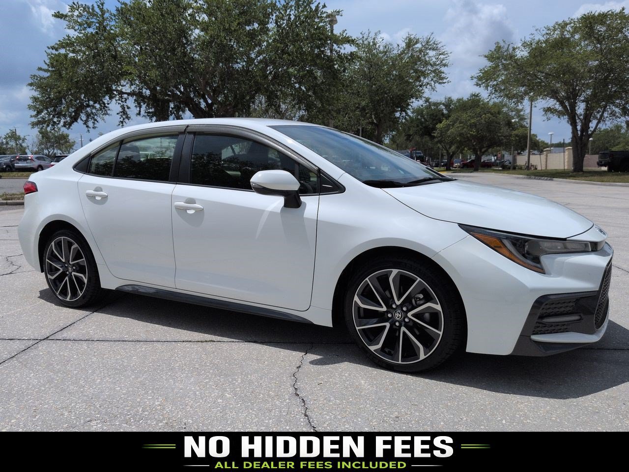 Used 2021 Blizzard Pearl Toyota SE image 1