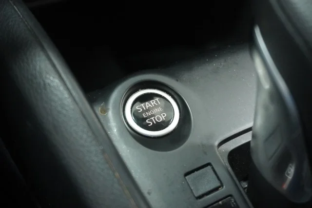 Used 2025  Nissan S image 25