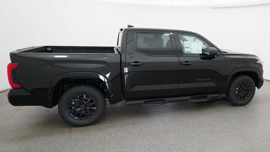 New 2026 Midnight Black Metallic Toyota SR5 image 16