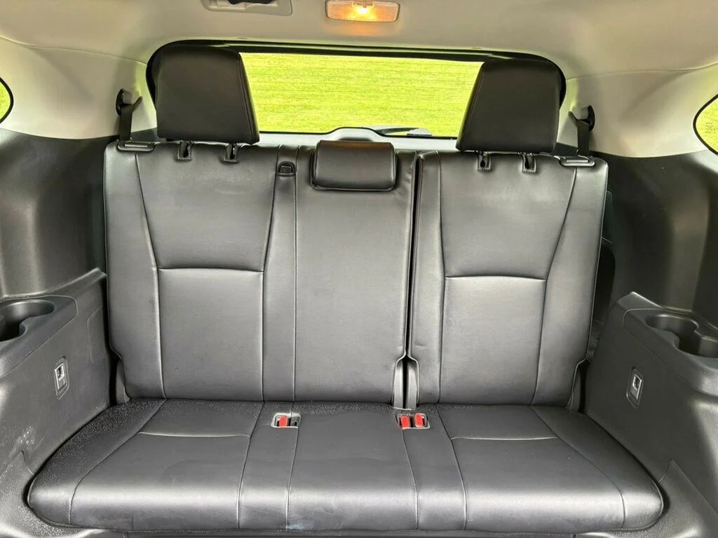 Used 2022 Black Toyota XLE image 30