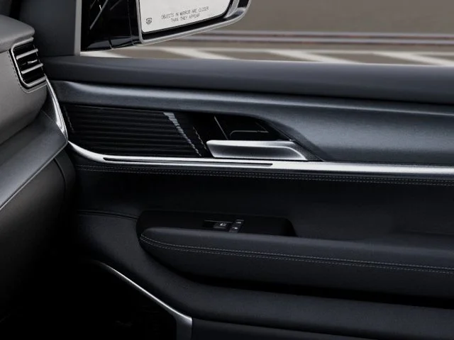 New 2026 Black Jeep Limited Reserve image 38