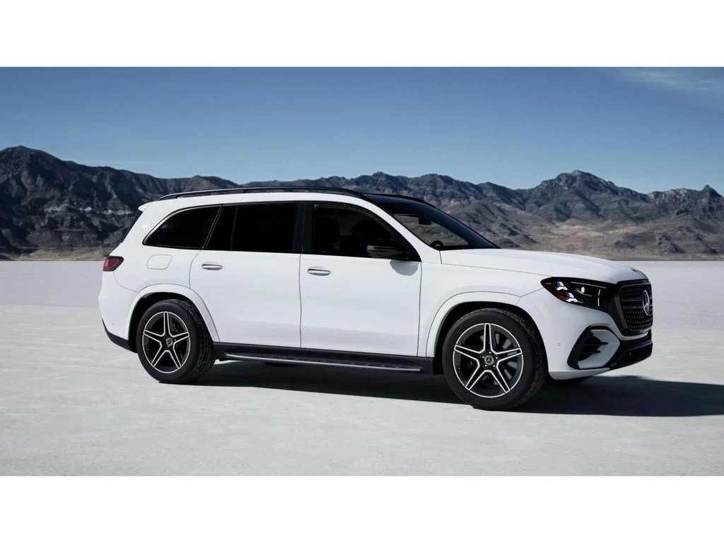 New 2027 White Mercedes-Benz GLS 450 image 13