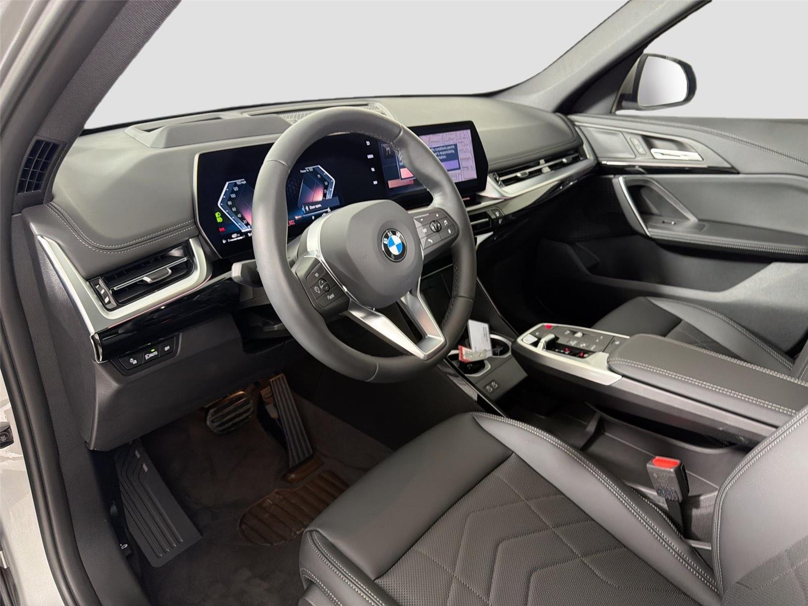 New 2026 Space Silver Metallic BMW xDrive28i image 17