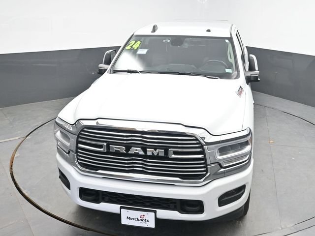 Used 2024 White Ram Laramie image 21