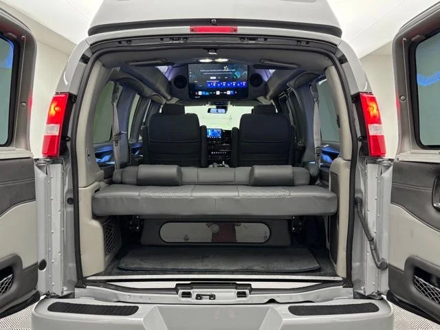 New 2026 Gray GMC Explorer Limited SE image 13