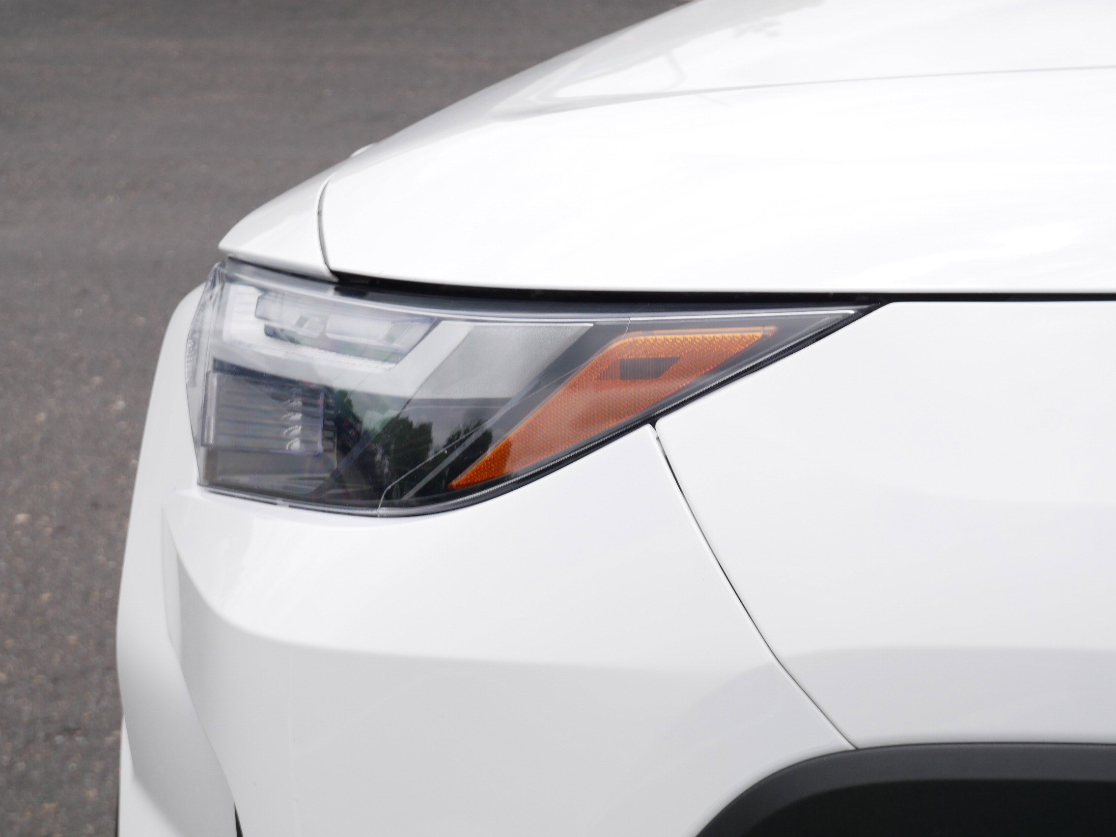 Used 2024 Ice Cap Toyota XLE image 16