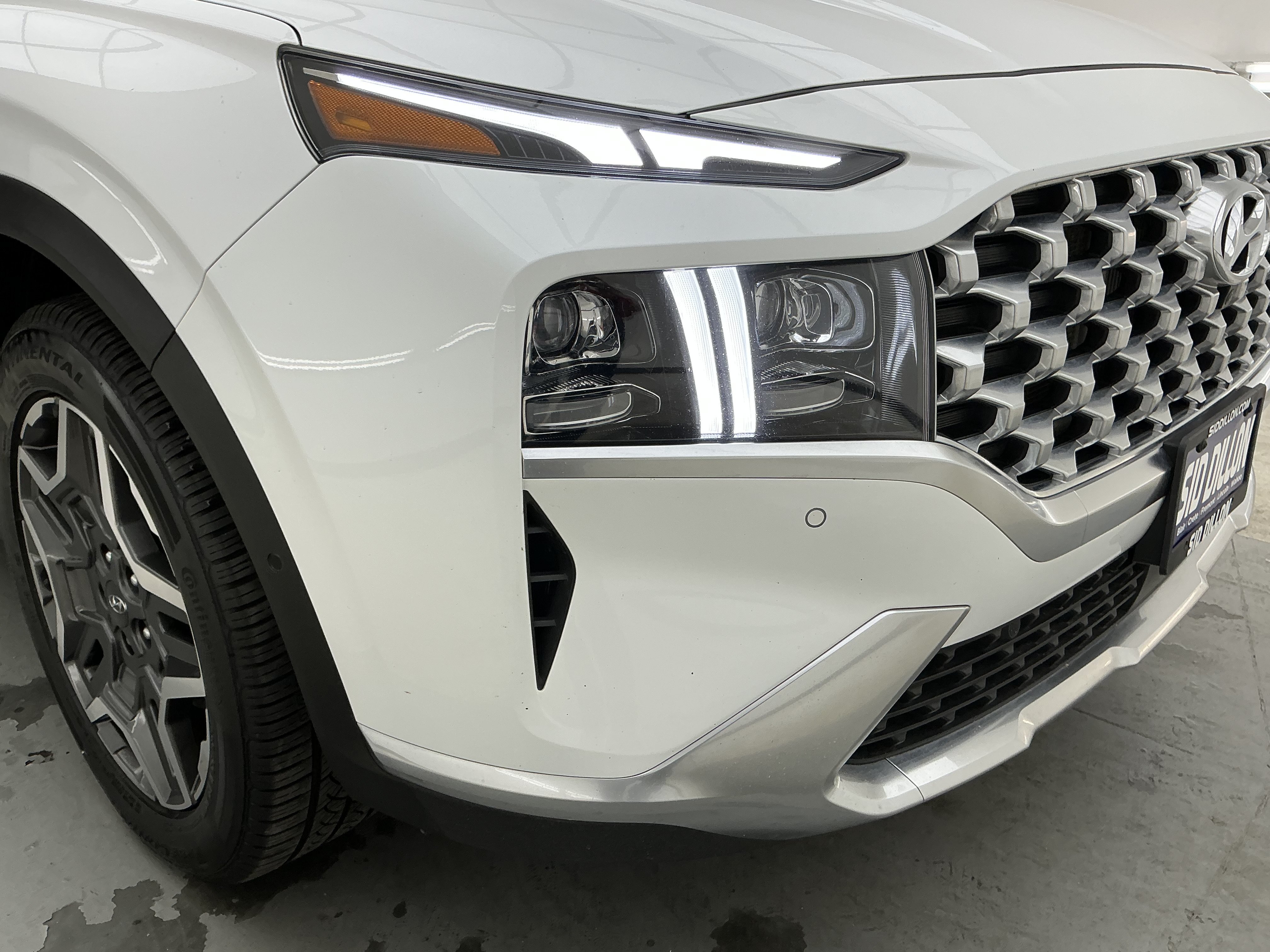 Used 2021 Quartz White Hyundai Limited image 27