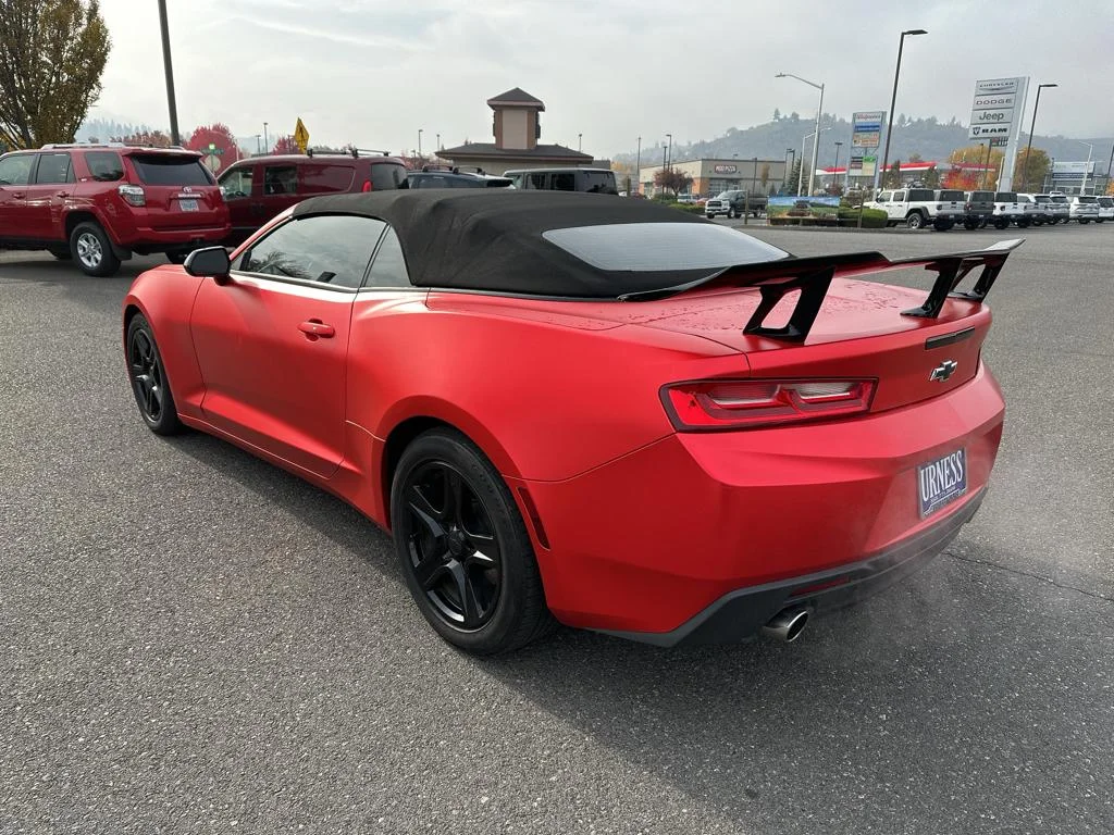 Used 2018 Red Chevrolet 1LT image 9