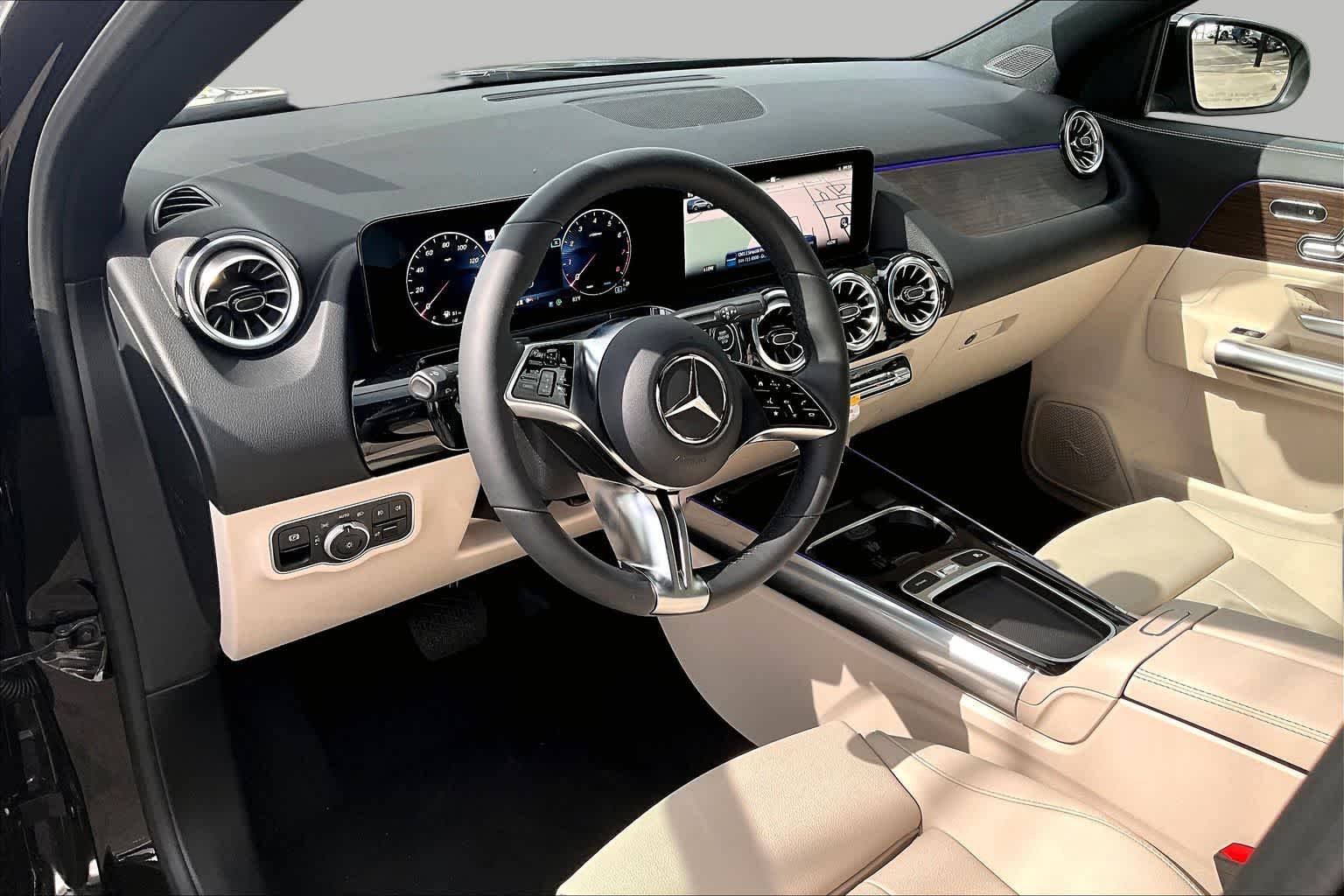 New 2026 Night Black Mercedes-Benz GLA 250 image 10