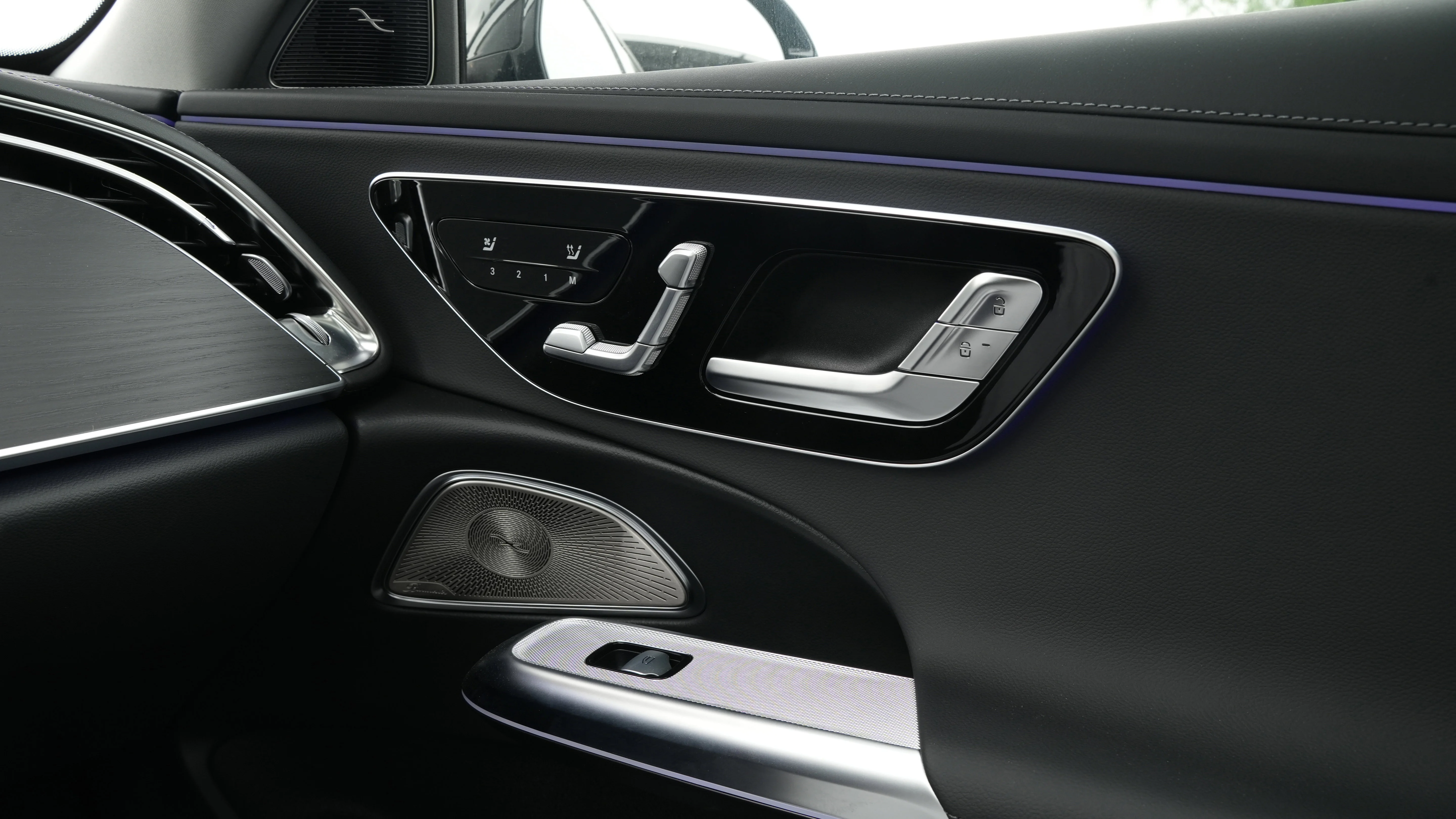 2025 Mercedes-Benz E-Class E450 All-Terrain - Photo 46