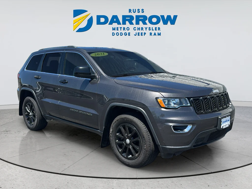 Used 2021 Gray Jeep Laredo X image 7