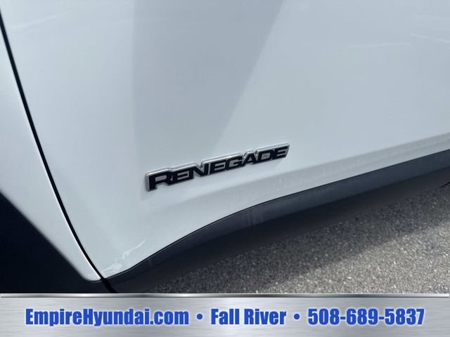 2023 Jeep Renegade Latitude - Photo 12