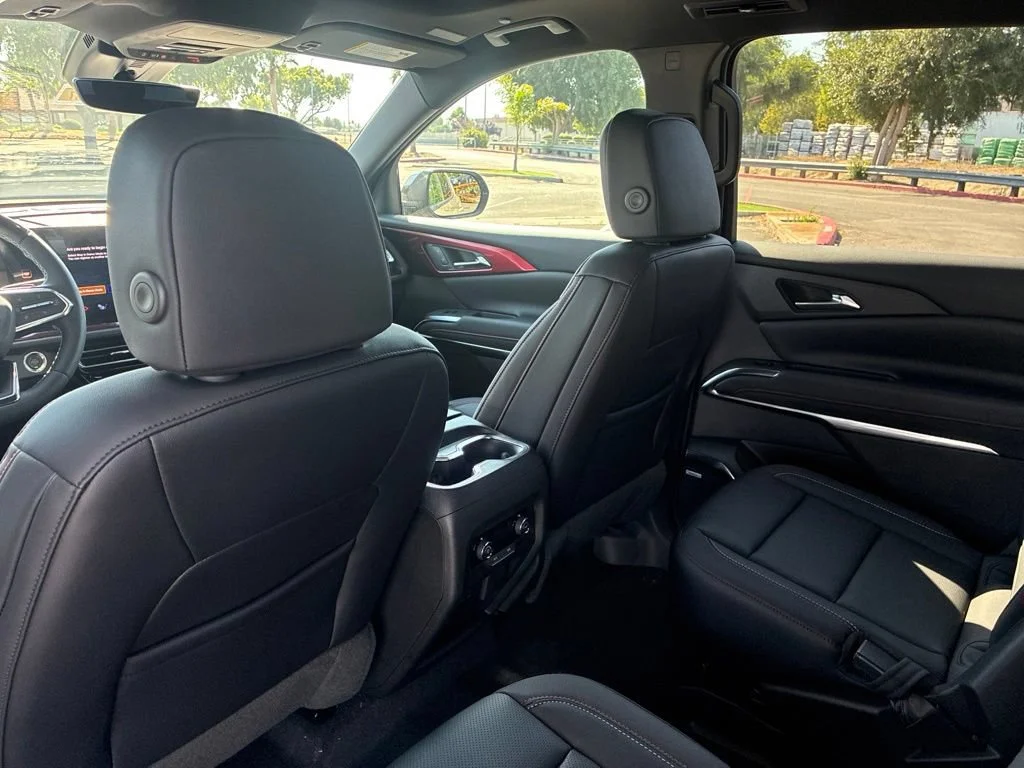 2026 Chevrolet Traverse Z71 - Photo 17