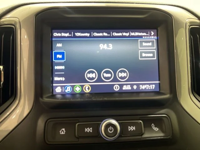 Used 2019 Gray Chevrolet Custom image 12