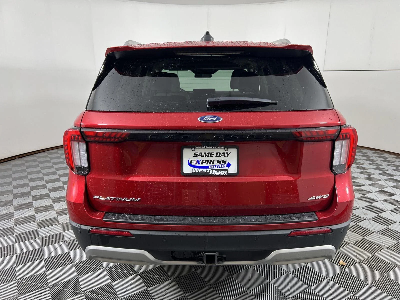 Used 2025 Rapid Red Metallic Tinted Clearcoat Ford Platinum image 10