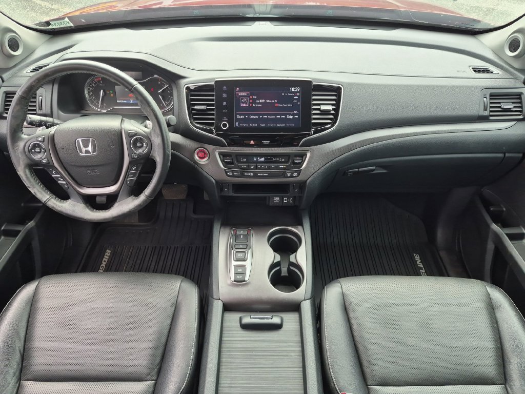Used 2023 Radiant Red Metallic II Honda RTL image 28