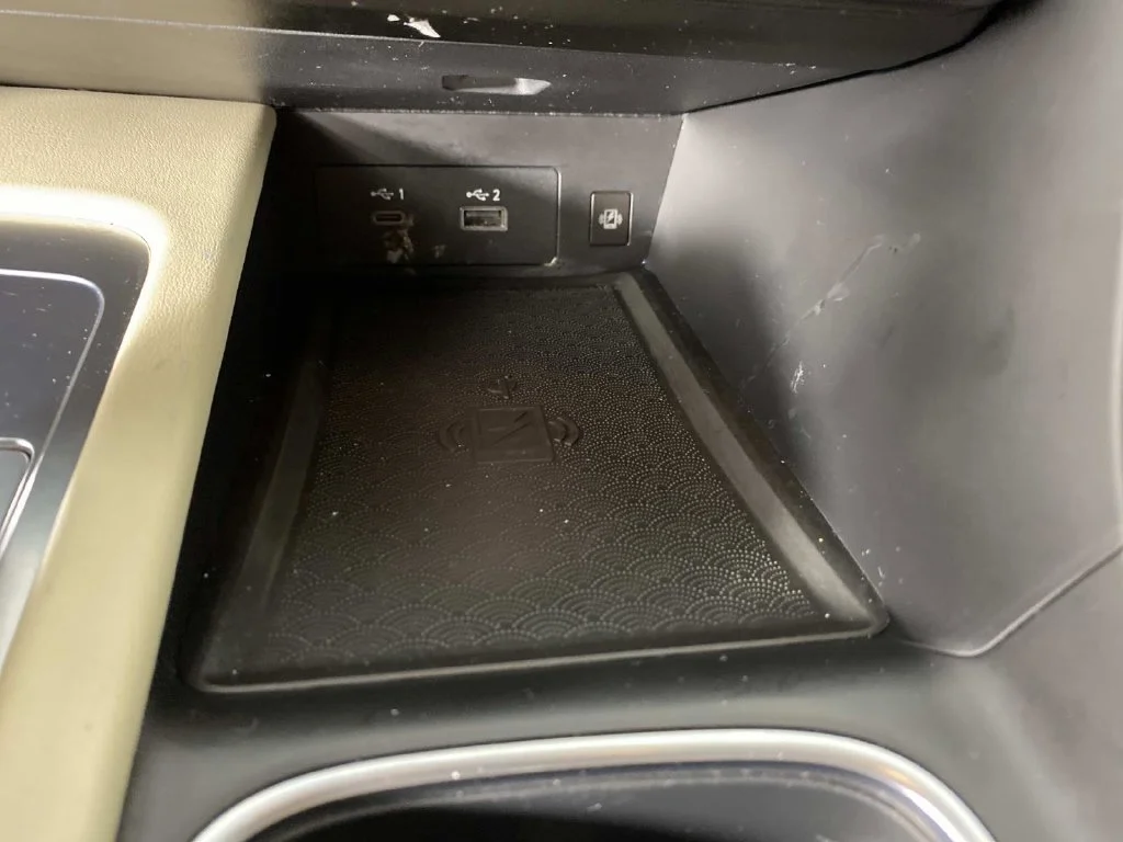 Used 2023 Titanium INFINITI LUXE image 27