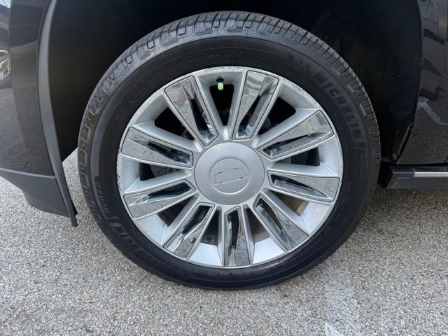 Used 2019 Black Cadillac Platinum Edition image 11