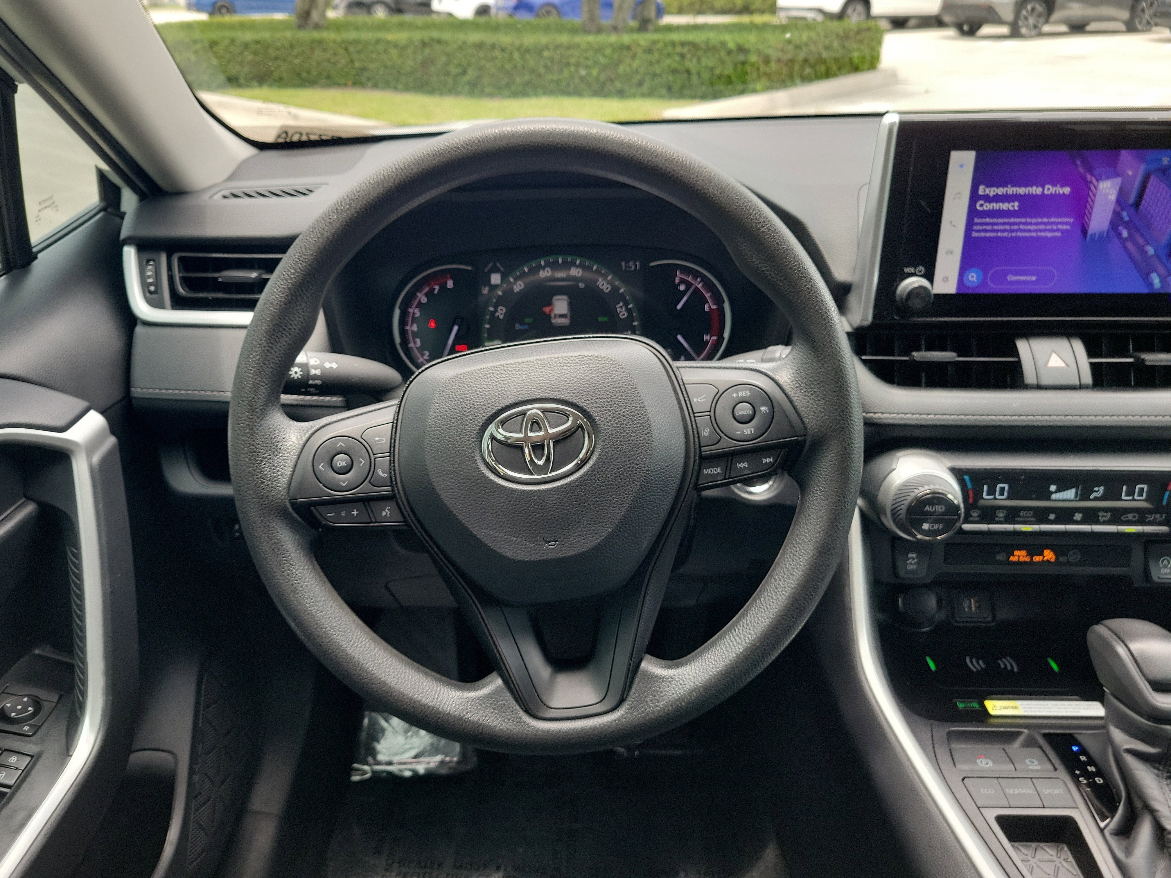 Used 2024 Ice Cap Toyota XLE image 18
