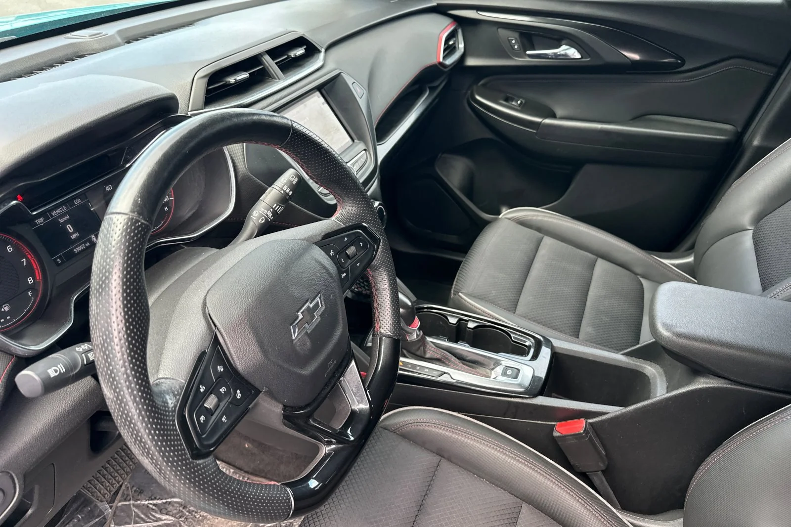 Used 2022 Oasis Blue Chevrolet RS image 10