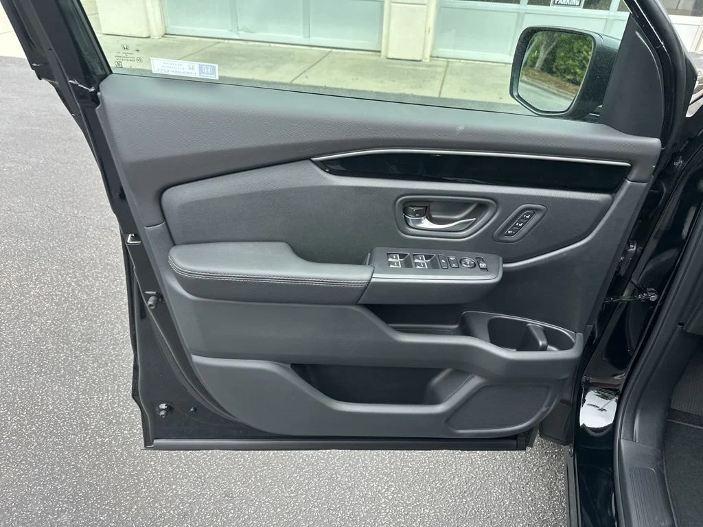 New 2026 Crystal Black Pearl Honda RTL Towing image 20