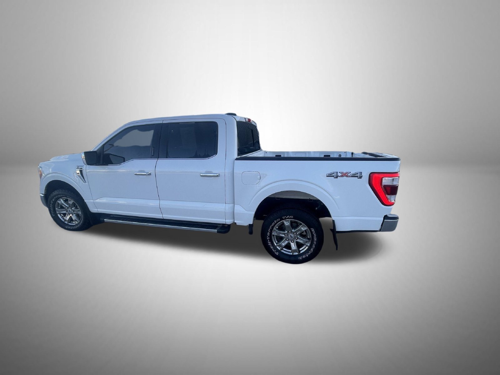 Used 2021 White Ford Lariat image 6