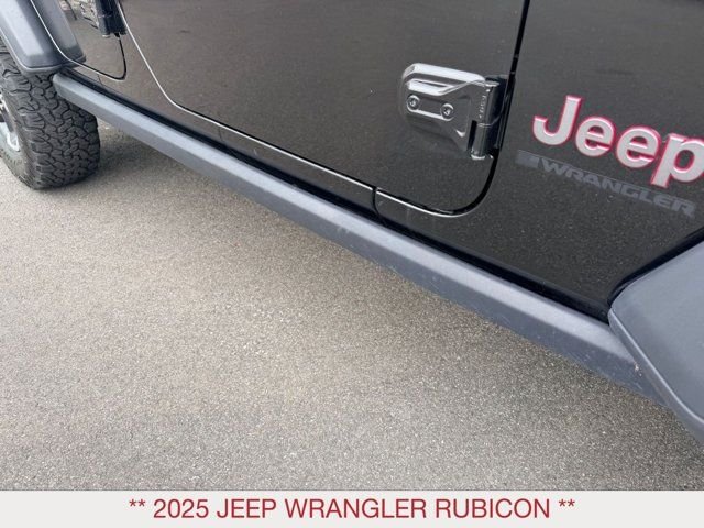 Certified Used 2025 Black Jeep Rubicon image 9